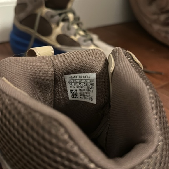 Adidas Yeezy Desert Boot Taupe Blue US 11 - Picture 4 of 6